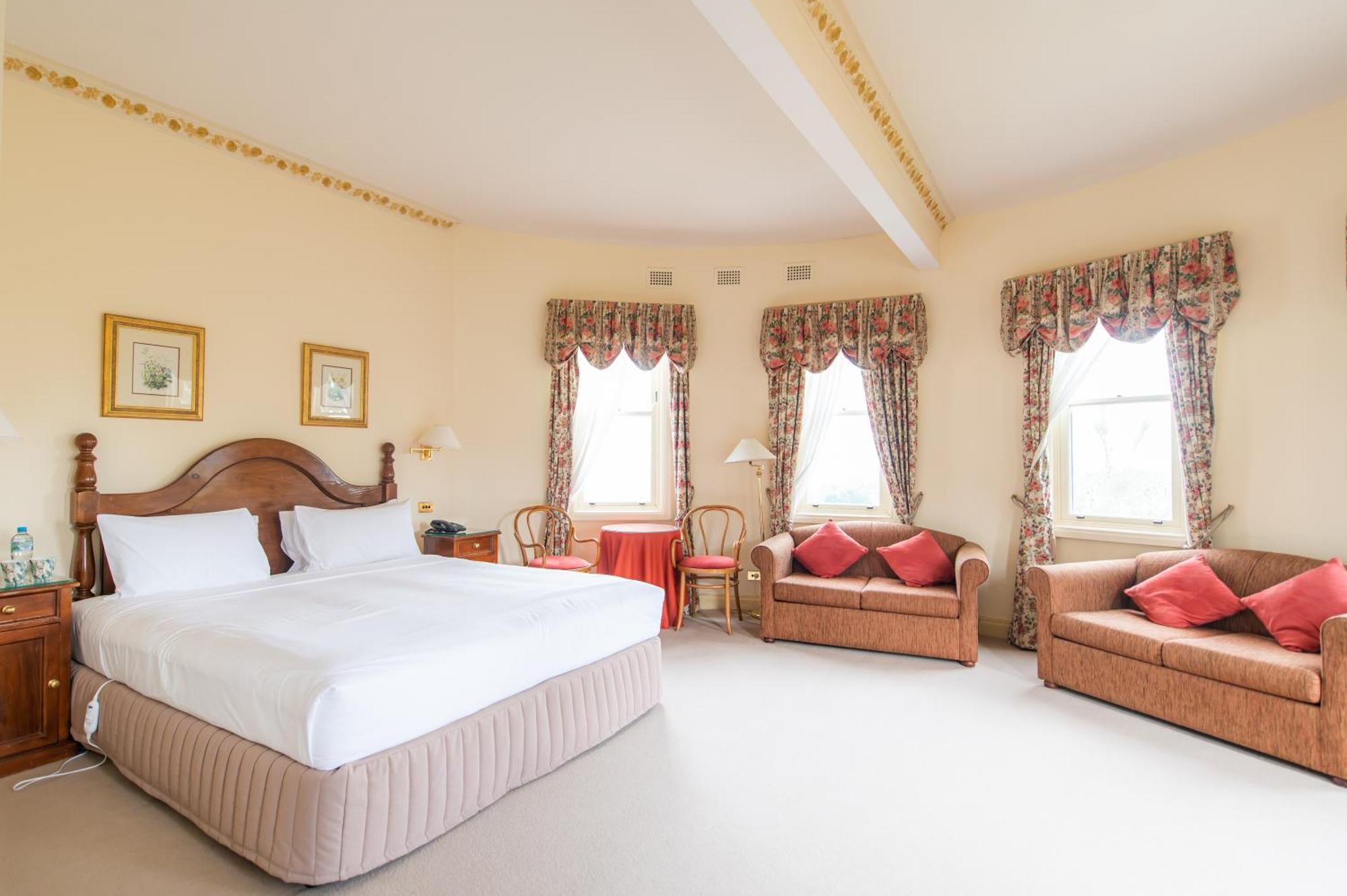 Mountain Heritage Hotel 4*